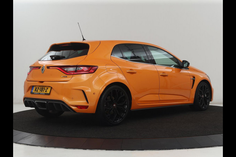 Renault Mégane 1.8 TCe 280 RS | Origineel NL | Head-Up | Carplay | Camera | Keyless | Full LED | Sportstoelen | Park Assist | Dodehoek detectie | Navigatie | Bose Sound | Cruise control | Bluetooth | Climate control