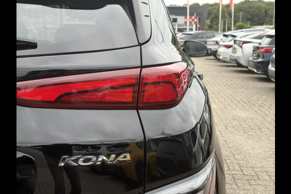 Hyundai Kona EV Limited 64 kWh | 49350 KM | Virtual Cockpit | Navigatiesysteem | Stoelverwarming