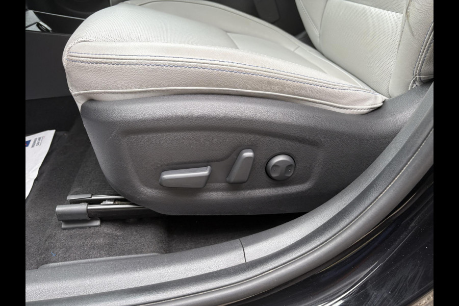 Hyundai Kona EV Limited 64 kWh | 49350 KM | Virtual Cockpit | Navigatiesysteem | Stoelverwarming