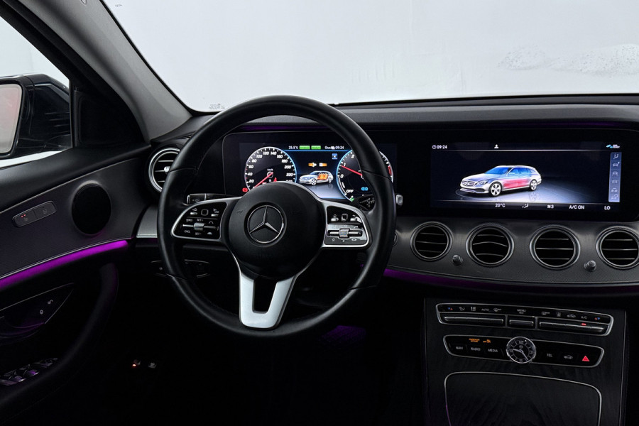 Mercedes-Benz E-Klasse Estate 300 de Advantage (TREKHAAK, STOELVERWARMING, SFEERVERLICHTING, CRUISE ADAPTIEF, CAMERA)