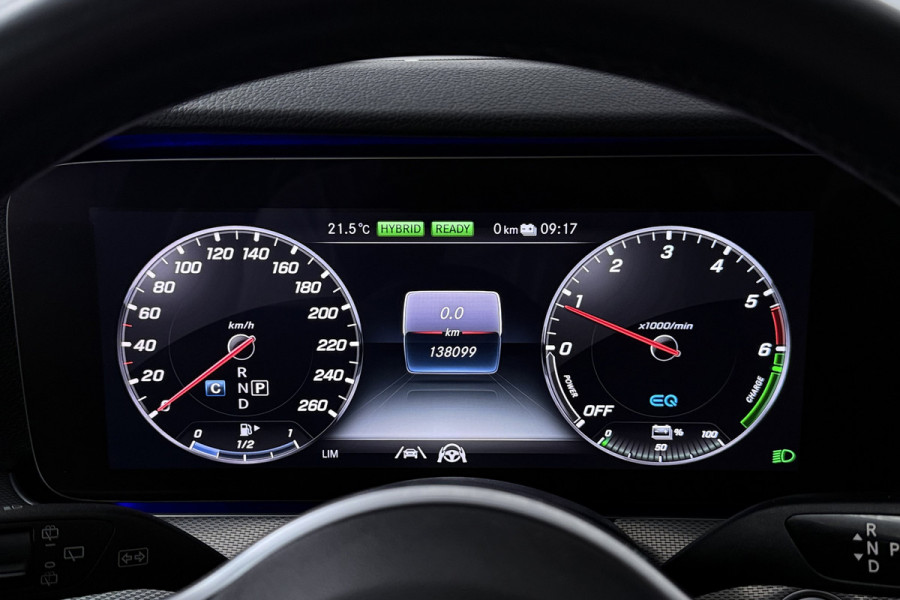Mercedes-Benz E-Klasse Estate 300 de Advantage (TREKHAAK, STOELVERWARMING, SFEERVERLICHTING, CRUISE ADAPTIEF, CAMERA)