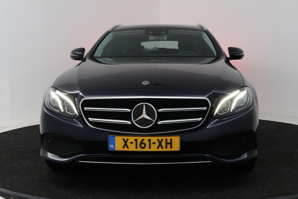 Mercedes-Benz E-Klasse Estate 300 de Advantage (TREKHAAK, STOELVERWARMING, SFEERVERLICHTING, CRUISE ADAPTIEF, CAMERA)