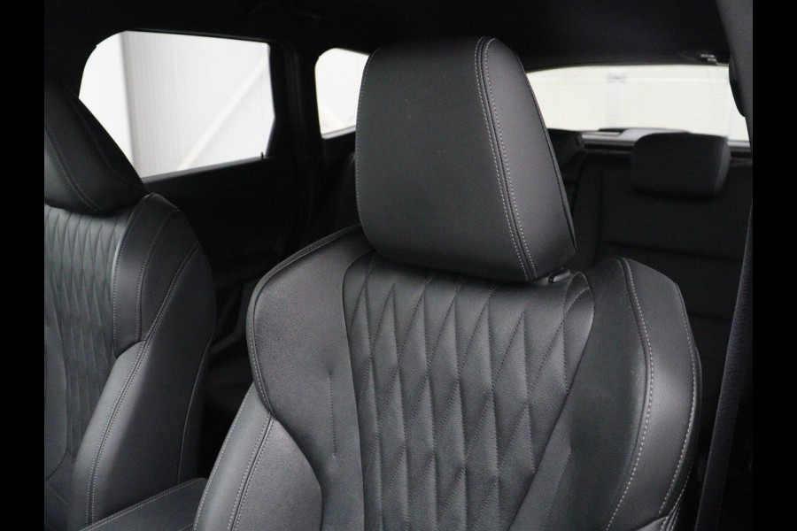 BMW X1 xDrive23i M-sport | Trekhaak | Leder | Head-up | 360 camera | Carplay | Stoelverwarming | Cruise control | Sfeerverlichting | Climate control | Full LED