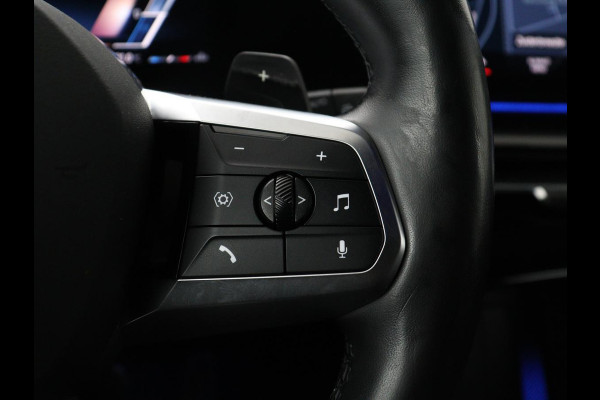BMW X1 xDrive23i M-sport | Trekhaak | Leder | Head-up | 360 camera | Carplay | Stoelverwarming | Cruise control | Sfeerverlichting | Climate control | Full LED