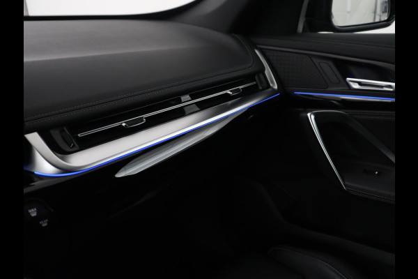 BMW X1 xDrive23i M-sport | Trekhaak | Leder | Head-up | 360 camera | Carplay | Stoelverwarming | Cruise control | Sfeerverlichting | Climate control | Full LED