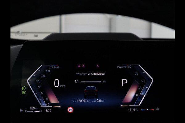 BMW X1 xDrive23i M-sport | Trekhaak | Leder | Head-up | 360 camera | Carplay | Stoelverwarming | Cruise control | Sfeerverlichting | Climate control | Full LED