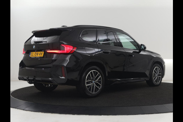 BMW X1 xDrive23i M-sport | Trekhaak | Leder | Head-up | 360 camera | Carplay | Stoelverwarming | Cruise control | Sfeerverlichting | Climate control | Full LED