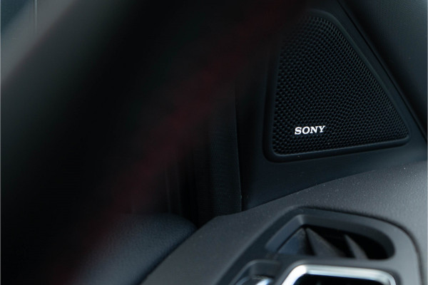 Ford Kuga 1.5 EcoBoost ST Line / Touch Navigatie/ Cruise Control/ Trekhaak/ 110kW (150PK)