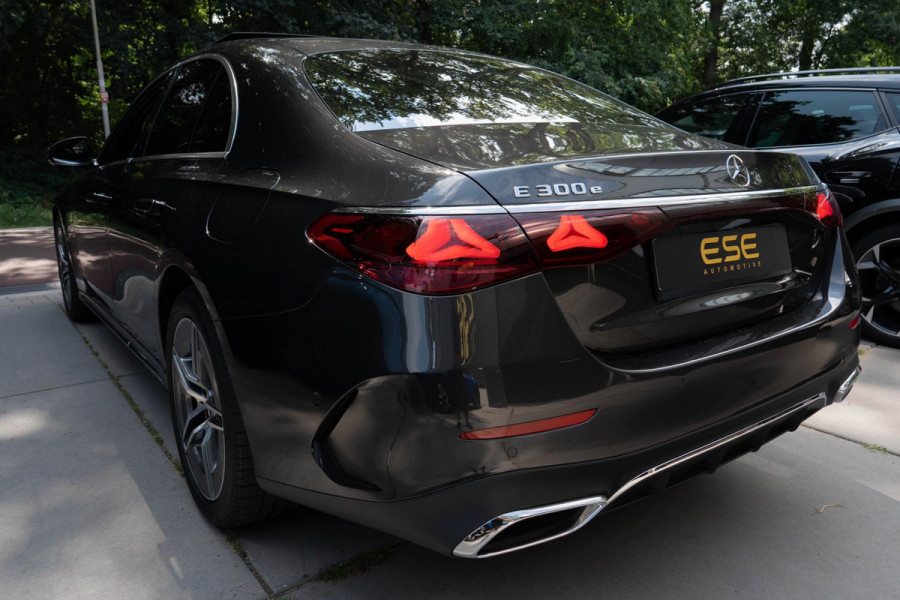 Mercedes-Benz E-Klasse 300 e AMG Line | Panorama | Memory | 360 Camera