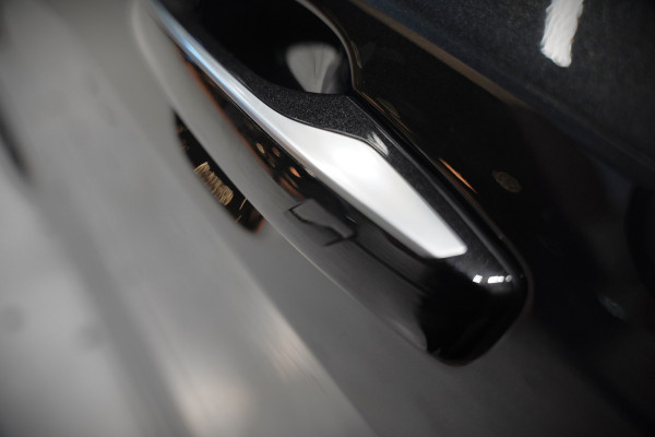 Lynk & Co 01 1.5 | Panoramadak | Stoelverwarming | Keyless | Apple Carplay | Adaptive Cruise Control | Infinity | Navigatie | Camera | Parkeersensoren | SOH 95,88%