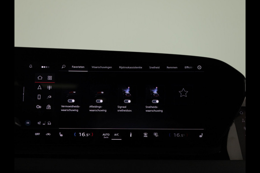 Audi Q6 e-tron Advanced edition 83 kWh Panoramadak | Getint glas | Apple carplay | Stoelverwarming |