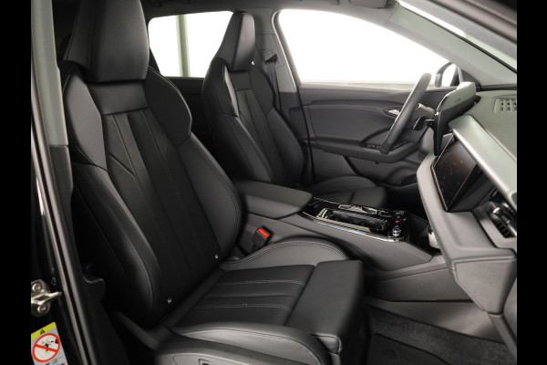 Audi Q6 e-tron Advanced edition 83 kWh Panoramadak | Getint glas | Apple carplay | Stoelverwarming |