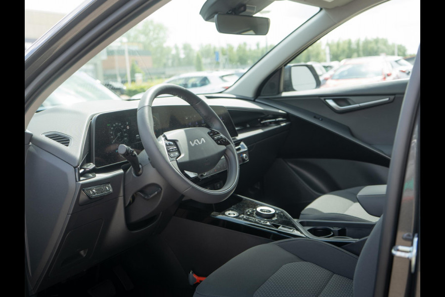 Kia Niro EV Limited Edition 64.8 kWh Stoel en stuurverwarming | Privacy Glass | Carplay | Navi | Clima | SOH 100% l