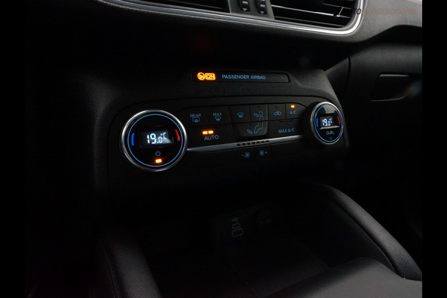 Ford Kuga 2.5 Hybrid Titanium X Sport (APPLE CARPLAY,LED VERLICHTING,CRUISE,CLIMATE,CAMERA,DIGITAAL DISPLAY,LM-VELGEN,TOPCONDITIE)