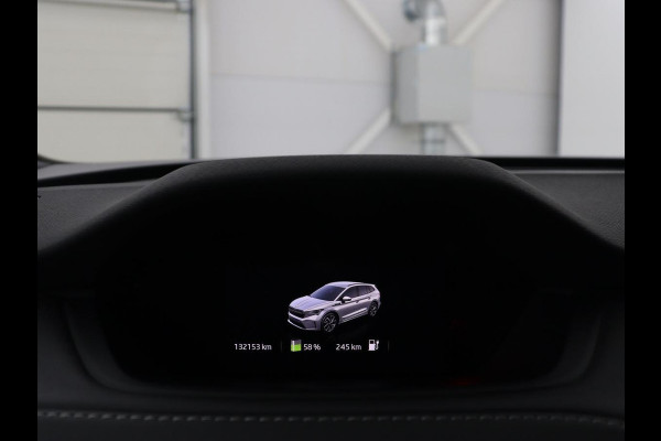 Škoda Enyaq iV 80 Sportline | SOH 92.7% | Leder/alcantara | Stuur/stoel verwarming | Camera | Park assist | Cruise control | Carplay | Sfeerverlichting | 21''