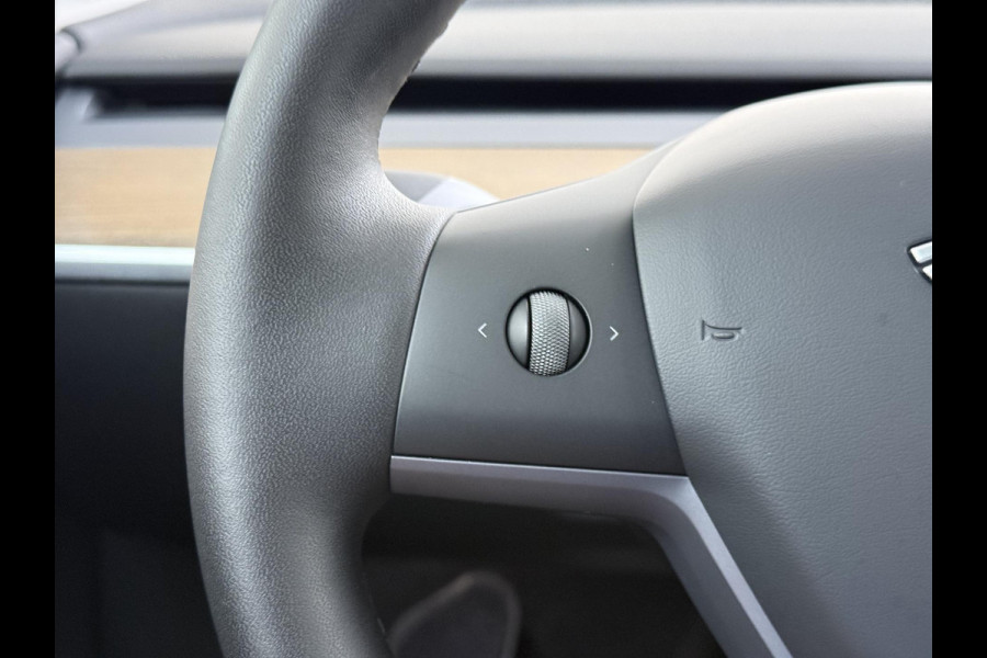 Tesla Model Y Long Range AWD 75 kWh SOH 95% |  TESLA FABRIEKSGARANTIE TOT 2027 | FABRIEKSGARANTIE OP ACCU & AANDRIJFLIJN TOT 2032 OF 192.000 KM| BTW VERREKENBAAR