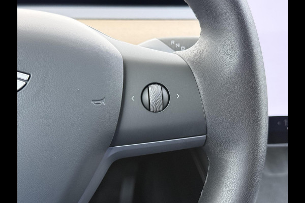 Tesla Model Y Long Range AWD 75 kWh SOH 95% |  TESLA FABRIEKSGARANTIE TOT 2027 | FABRIEKSGARANTIE OP ACCU & AANDRIJFLIJN TOT 2032 OF 192.000 KM| BTW VERREKENBAAR