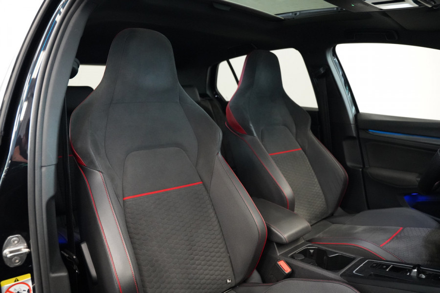 Volkswagen Golf 2.0 TSI GTI Clubsport Panoramadak Harman&Kardon Head-Up