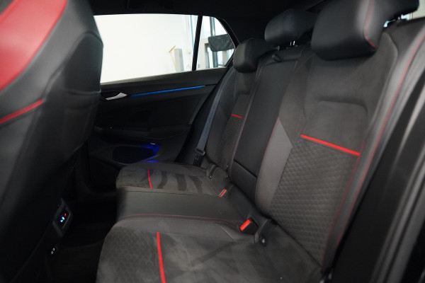 Volkswagen Golf 2.0 TSI GTI Clubsport Panoramadak Harman&Kardon Head-Up