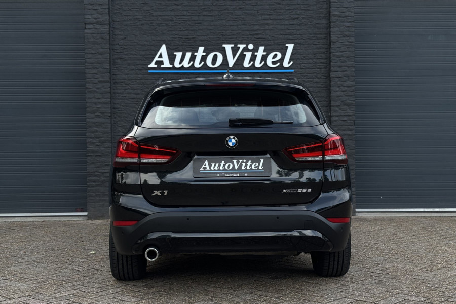 BMW X1 xDrive25e | Head-Up | Trekhaak | Leder | Camera | Stoelverwarming