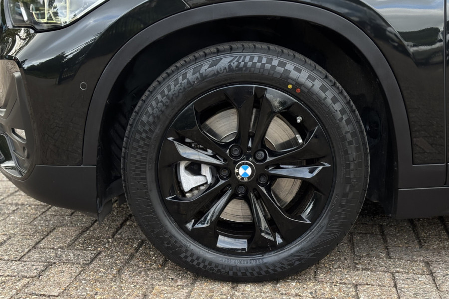 BMW X1 xDrive25e | Head-Up | Trekhaak | Leder | Camera | Stoelverwarming