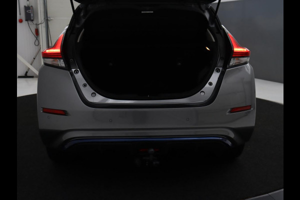Nissan Leaf N-Connecta 40 kWh | SOH 94.3% | Stuur/stoel verwarming | Adaptive cruise | 360 camera | Dodehoek detectie | Full LED | Navigatie | Carplay |