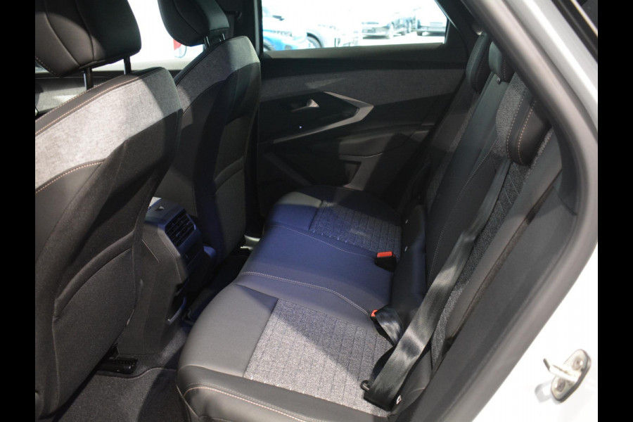 Peugeot E-3008 Allure Avantage 210 73 kWh | Camera | Stoelverwarming | 19 inch velgen