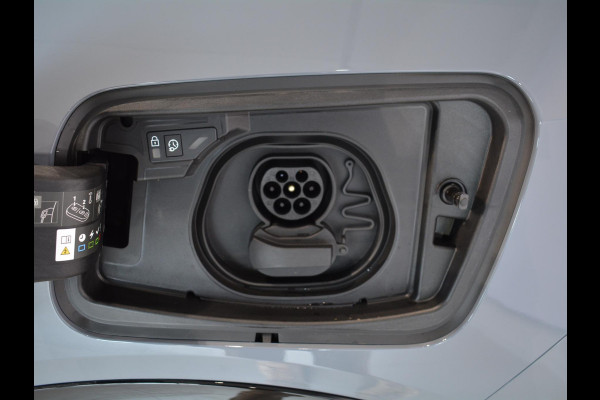 Opel Grandland Electric GS 73 kWh | Panorama dak | Camera | Apple Carplay/Android Auto