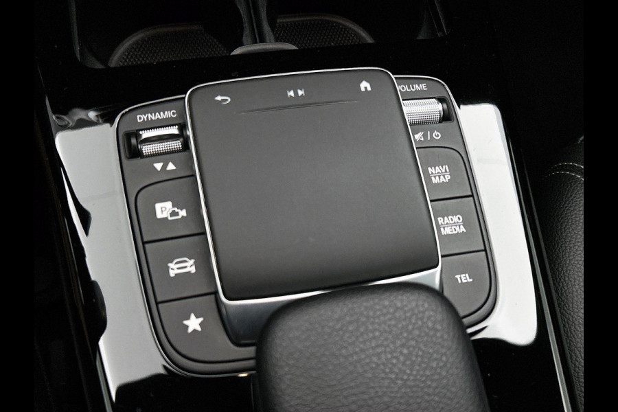 Mercedes-Benz A-Klasse 250 e Plug-In Hybrid CAMERA | 1/2 LEER | FULL-LED | NAVI