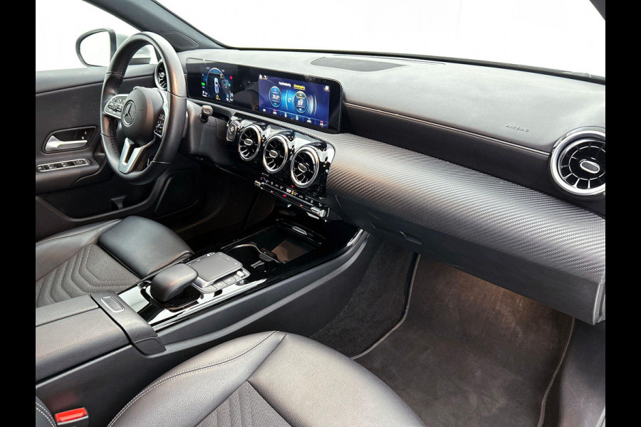 Mercedes-Benz A-Klasse 250 e Plug-In Hybrid CAMERA | 1/2 LEER | FULL-LED | NAVI