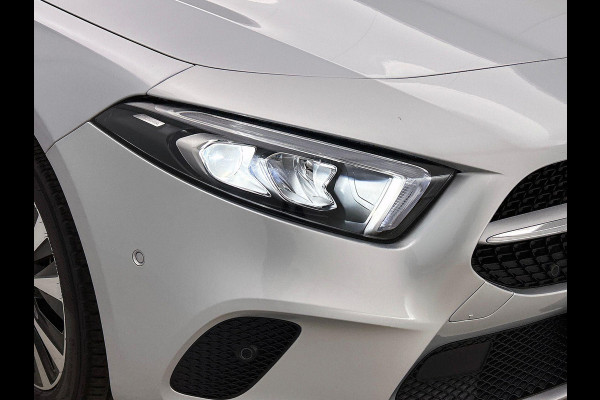 Mercedes-Benz A-Klasse 250 e Plug-In Hybrid CAMERA | 1/2 LEER | FULL-LED | NAVI