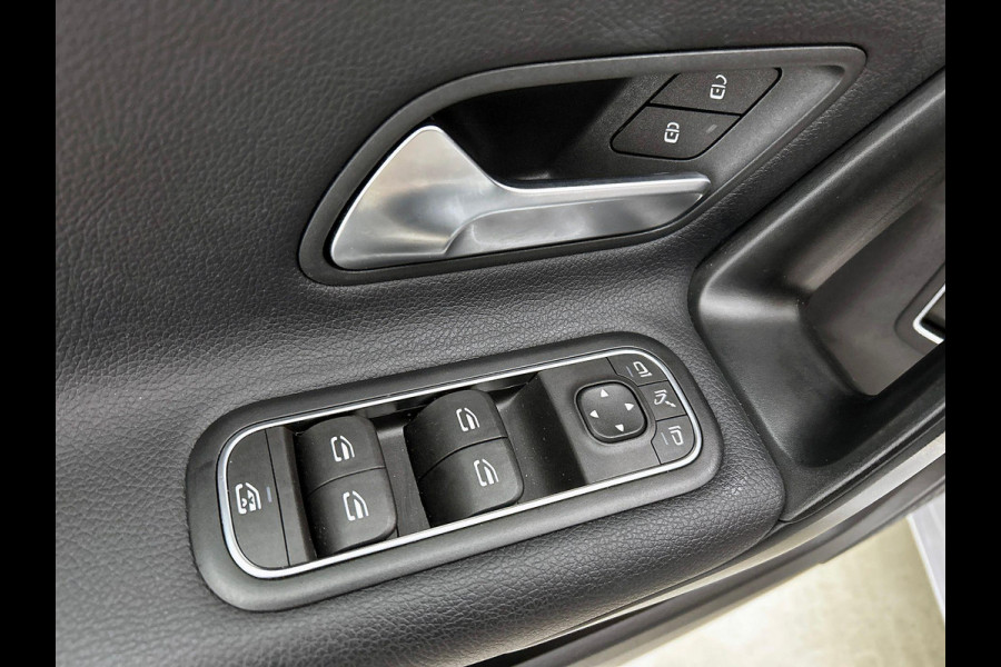 Mercedes-Benz A-Klasse 250 e Plug-In Hybrid CAMERA | 1/2 LEER | FULL-LED | NAVI