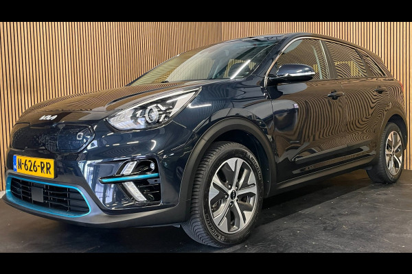 Kia e-Niro 64 kWh|100% SOH|NIEUWE LOGO|FACELIFT|VOLLEDER|ACC|APPLE CARPLAY|CAMERA|CLIMATE+CRUISE CONTROL|NAP|NL-AUTO|IN.BTW|1e EIG