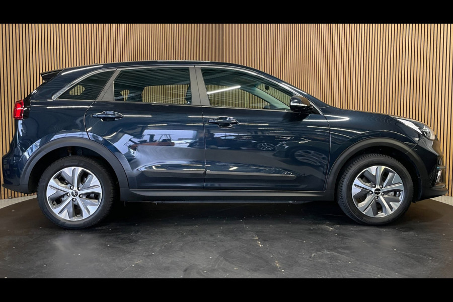 Kia e-Niro 64 kWh|100% SOH|NIEUWE LOGO|FACELIFT|VOLLEDER|ACC|APPLE CARPLAY|CAMERA|CLIMATE+CRUISE CONTROL|NAP|NL-AUTO|IN.BTW|1e EIG