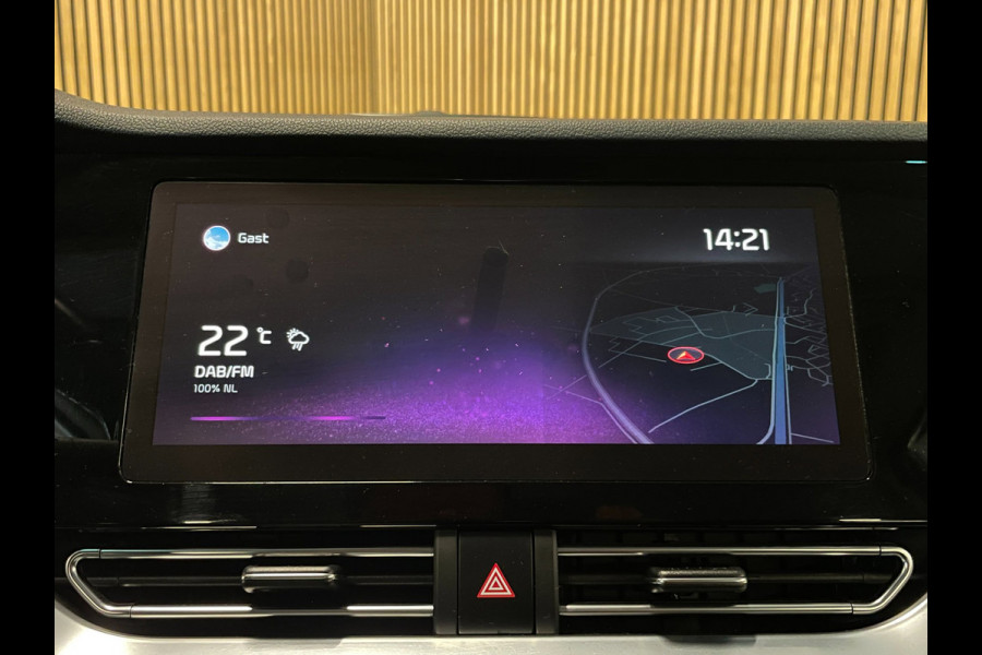 Kia e-Niro 64 kWh|100% SOH|NIEUWE LOGO|FACELIFT|VOLLEDER|ACC|APPLE CARPLAY|CAMERA|CLIMATE+CRUISE CONTROL|NAP|NL-AUTO|IN.BTW|1e EIG