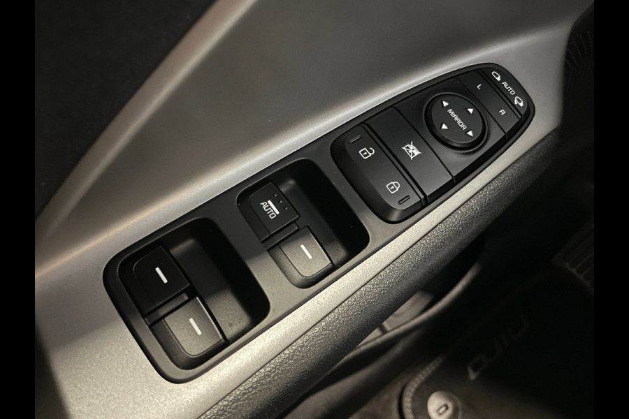 Kia e-Niro 64 kWh|100% SOH|NIEUWE LOGO|FACELIFT|VOLLEDER|ACC|APPLE CARPLAY|CAMERA|CLIMATE+CRUISE CONTROL|NAP|NL-AUTO|IN.BTW|1e EIG