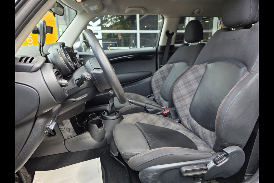 MINI 3-deurs 1.5 Cooper Chili / CARPLAY / AIRCO
