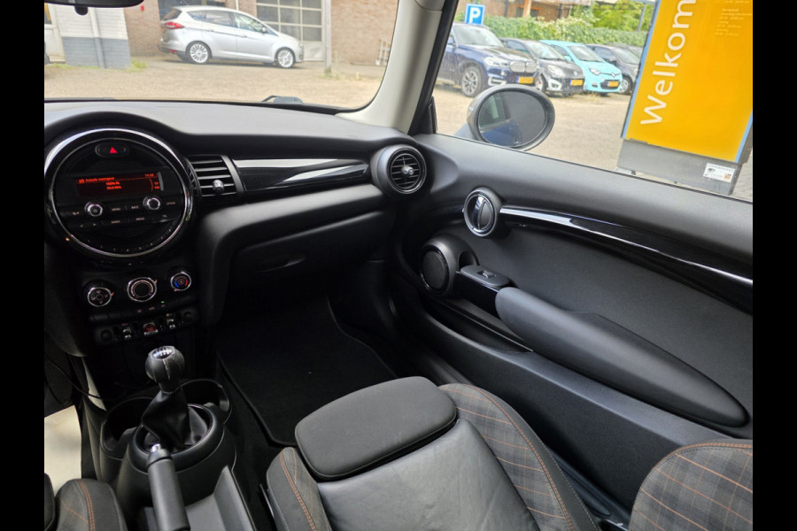 MINI 3-deurs 1.5 Cooper Chili / CARPLAY / AIRCO