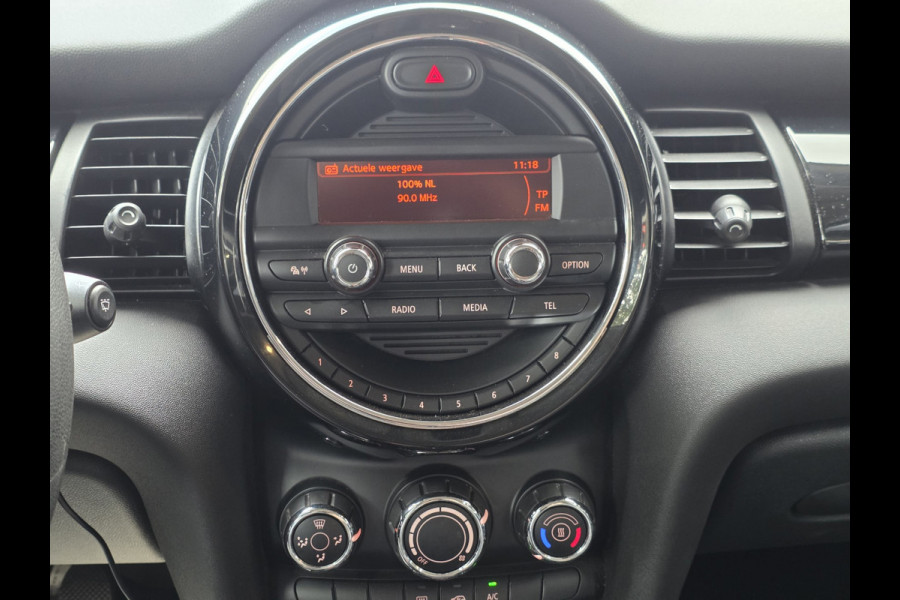 MINI 3-deurs 1.5 Cooper Chili / CARPLAY / AIRCO