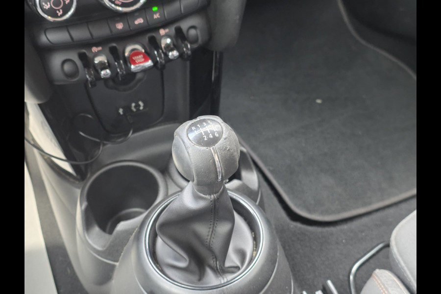 MINI 3-deurs 1.5 Cooper Chili / CARPLAY / AIRCO