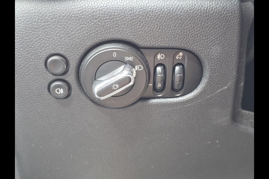 MINI 3-deurs 1.5 Cooper Chili / CARPLAY / AIRCO
