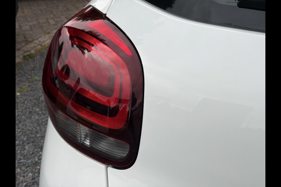 Citroën C3 1.2 PureTech ELLE 2e Eigenaar,Nieuwe D-riem,Carplay,Navi,Clima,Cruise,Pdc,N.A.P,Lm velgen,Rijstrooksensor,Apk tot 06-2027