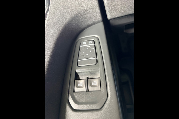 Renault Trafic 2.0 dCi 110pk euro6 T30 L2H1 Comfort 3Persoons, Airco, CruiseControl, Trekhaak, RIJKLAARPRIJS! NEDERLANDSE BUS!