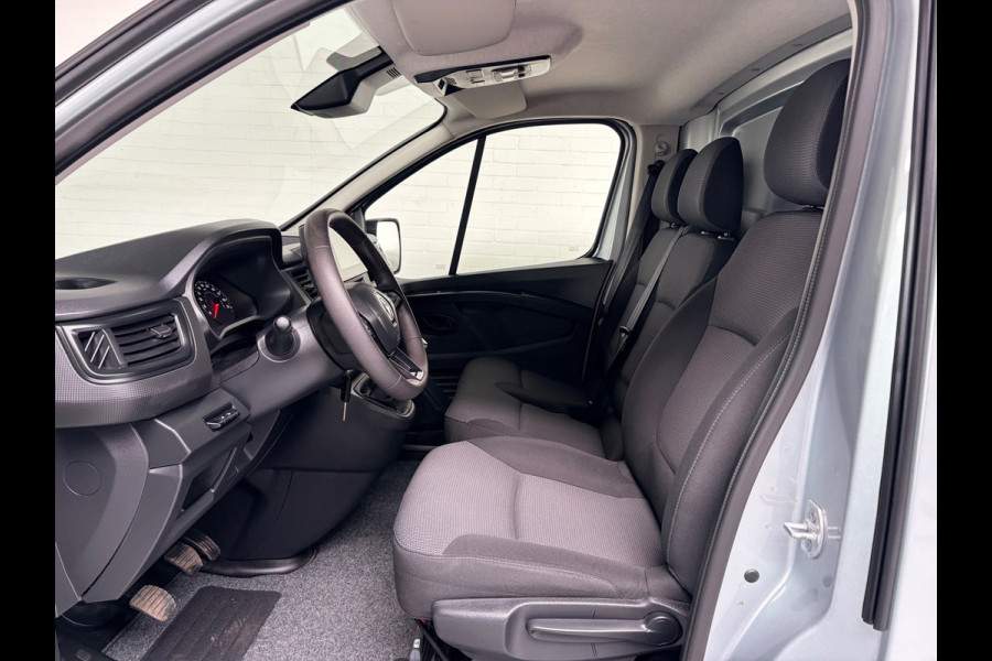 Renault Trafic 2.0 dCi 110pk euro6 T30 L2H1 Comfort 3Persoons, Airco, CruiseControl, Trekhaak, RIJKLAARPRIJS! NEDERLANDSE BUS!
