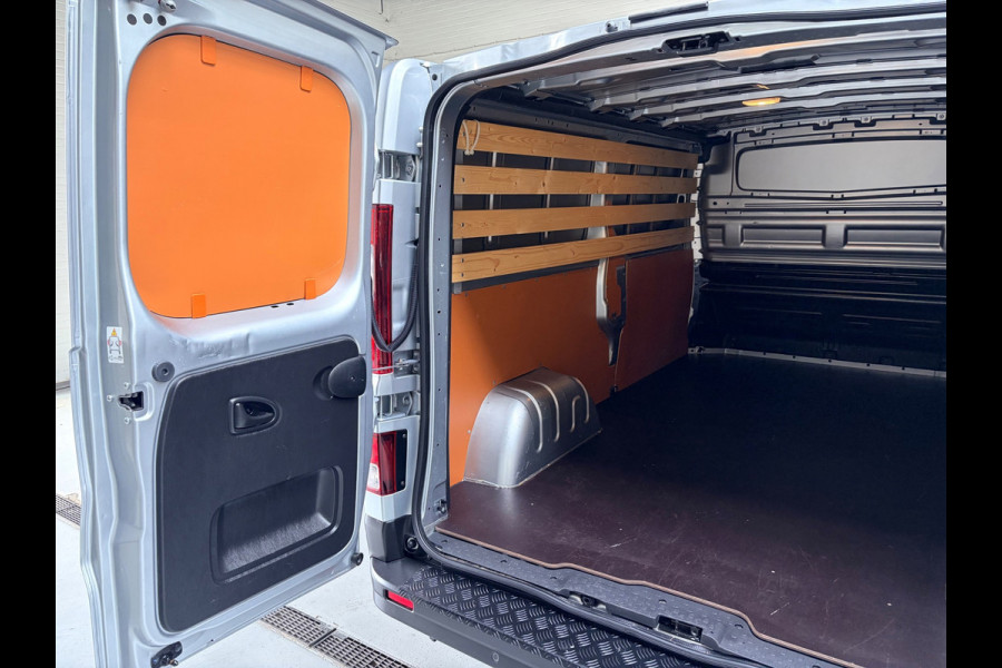 Renault Trafic 2.0 dCi 110pk euro6 T30 L2H1 Comfort 3Persoons, Airco, CruiseControl, Trekhaak, RIJKLAARPRIJS! NEDERLANDSE BUS!