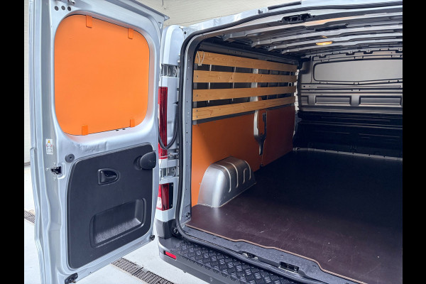 Renault Trafic 2.0 dCi 110pk euro6 T30 L2H1 Comfort 3Persoons, Airco, CruiseControl, Trekhaak, RIJKLAARPRIJS! NEDERLANDSE BUS!