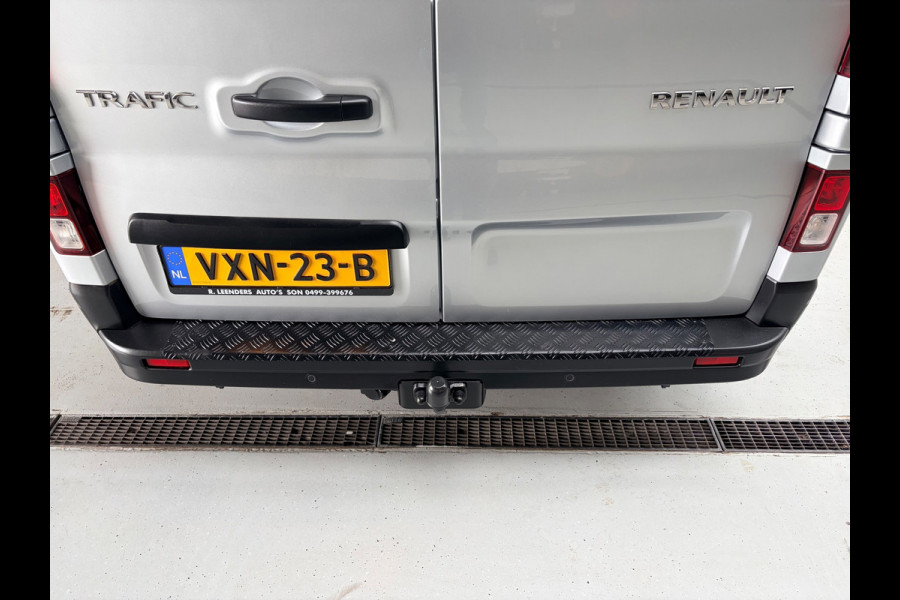 Renault Trafic 2.0 dCi 110pk euro6 T30 L2H1 Comfort 3Persoons, Airco, CruiseControl, Trekhaak, RIJKLAARPRIJS! NEDERLANDSE BUS!