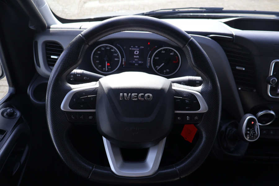 Iveco Daily 35S18 L2 H2 Automaat Airco Navigatie 3.5T Trekhaak