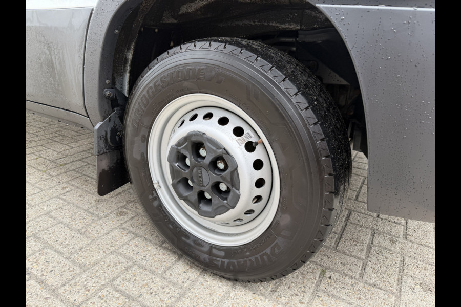 Iveco Daily 35S14 2.3 himatic automaat / euro 6 / bpm vrij / geen tol plicht ! / lease vanaf € 424 / bakwagen met laadklep / climate control / zijdeur / 410 cm L x 210 cm B x 200 cm H