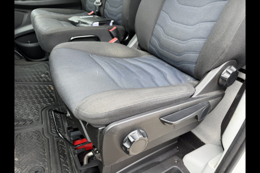 Iveco Daily 35S14 2.3 himatic automaat / euro 6 / bpm vrij / geen tol plicht ! / lease vanaf € 424 / bakwagen met laadklep / climate control / zijdeur / 410 cm L x 210 cm B x 200 cm H